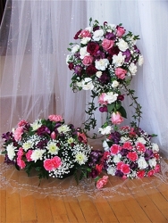 Classic Wedding Package from Maplehurst Florist, local flower shop in Essex Junction