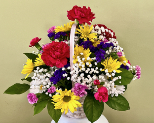Simply Pretty Basket from Maplehurst Florist, local flower shop in Essex Junction