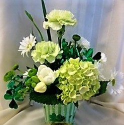 Pot of Gold from Maplehurst Florist, local flower shop in Essex Junction